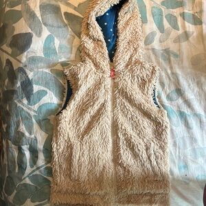 Mini Boden Fuzzy Zip-Up Hooded Vest